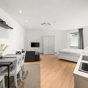  Apartment Vibestudio 405 - - Ac - Near Parking
