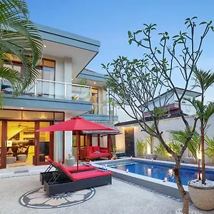 Nova , Legian (Bali) Indonesia