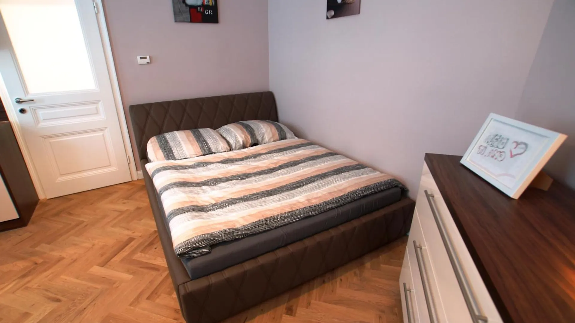 Apartments-in-Vienne Vienne